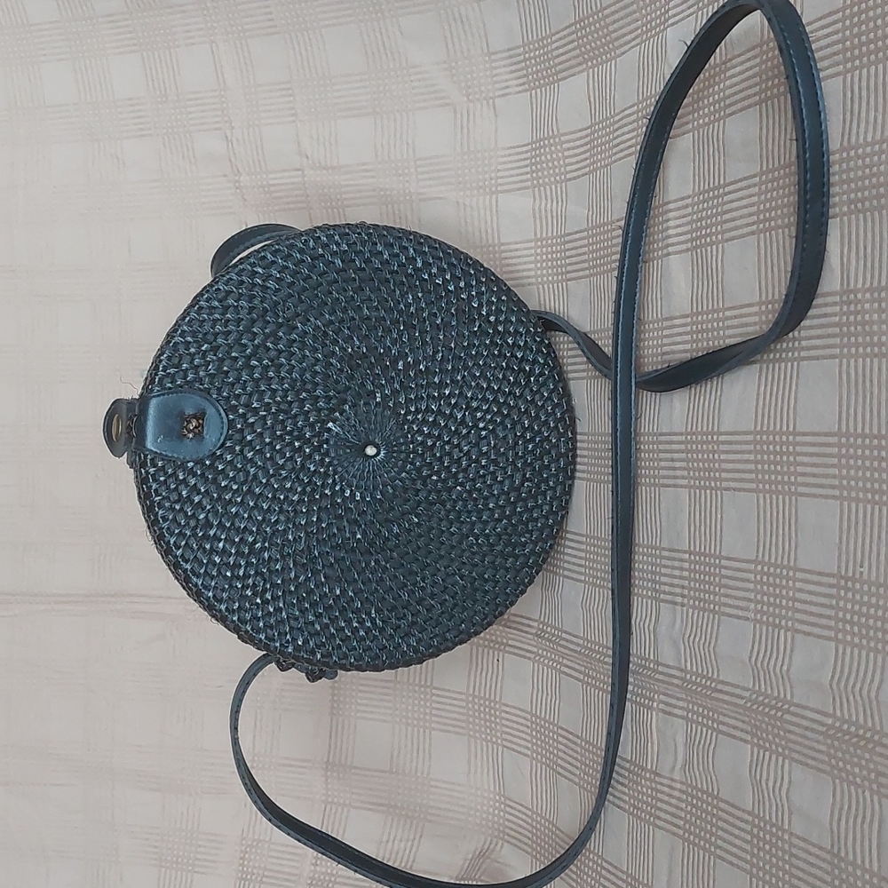 WICKER CIRCLE shoulder purse